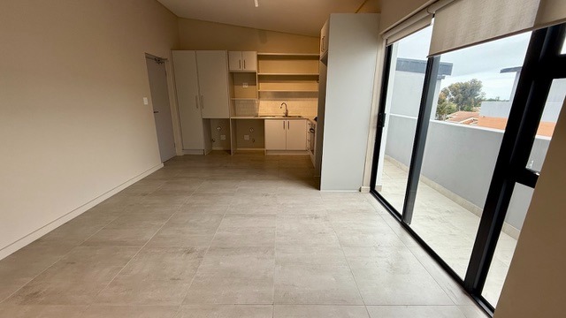 To Let 1 Bedroom Property for Rent in Table View Western Cape